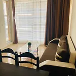 דירה Golden Sea View 2 פומורי