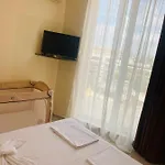 Golden Sea View 2 דירה *
