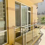 דירה Golden Sea View 2 פומורי