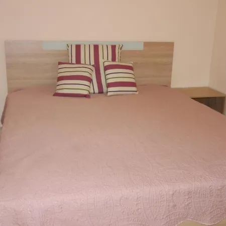 Golden Sea View 2 Apartman *