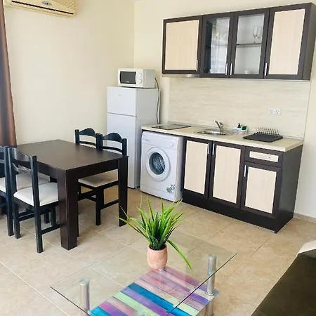 Golden Sea View 2 Apartment Pomorie