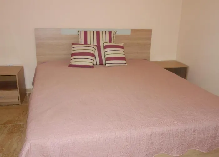 Golden Sea View 2 Apartamento *