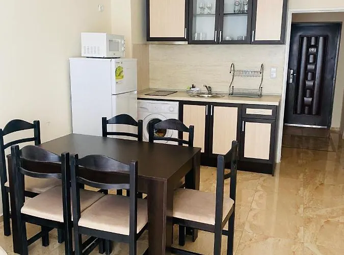 Apartment Golden Sea View 2 Pomorie