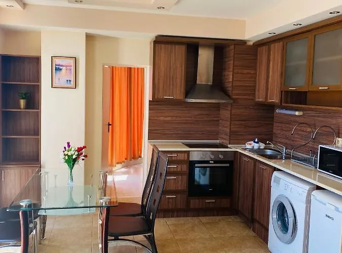 Golden Sea View 2 Апартаменты Поморие