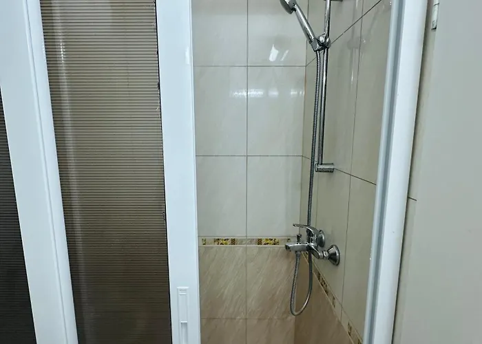 Golden Sea View 2 Apartamento *